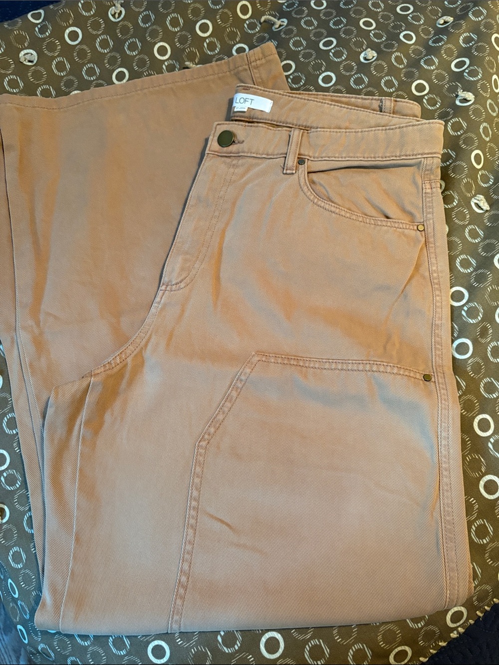 LOFT Men’s Light Tan Relaxed Carpenter Jeans